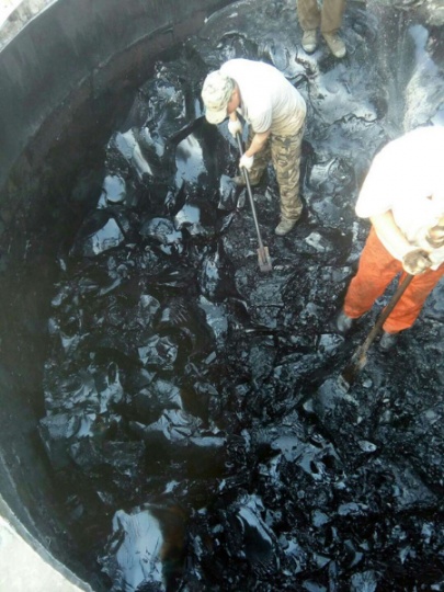 回收瀝青 回收工程剩余瀝青 專業清理瀝青罐