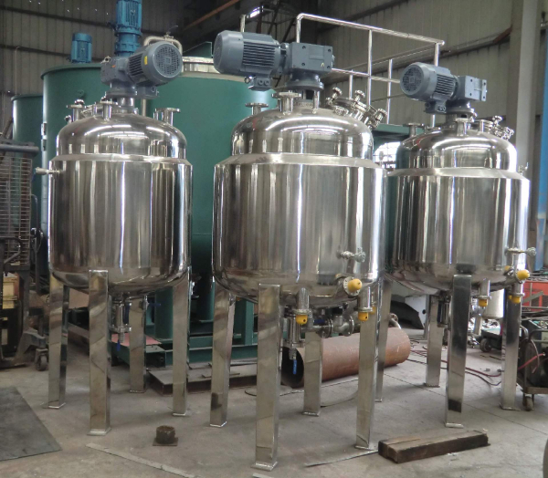 專業(yè)回收食品設(shè)備回收空調(diào)冷庫設(shè)備拆除不銹鋼罐