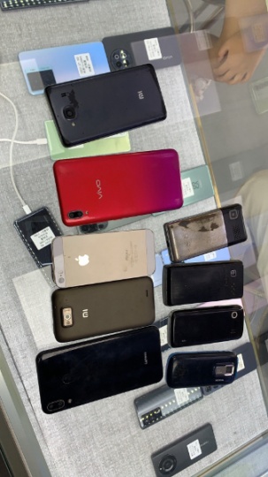 二手手機快遞到付 1000左右的二手手機 500元左右二手手